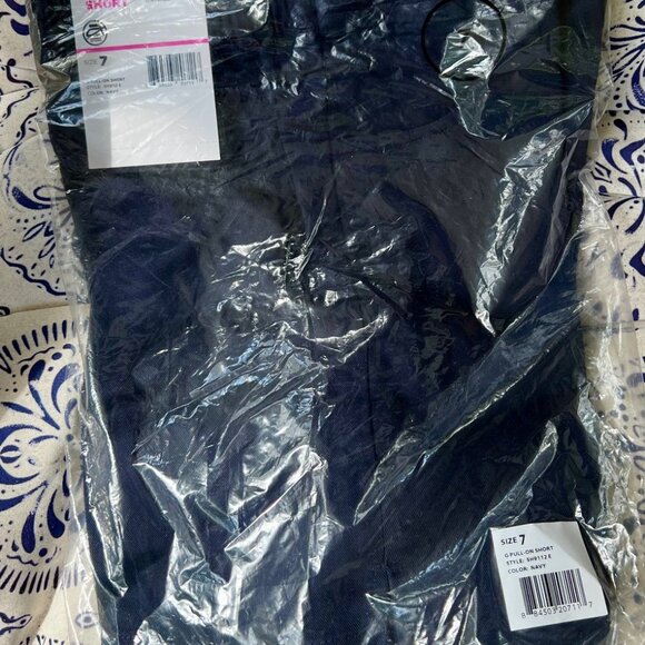 French Toast Girl's Pull-On Shorts (Size 4-6X) Navy 7 (100) Ct - Picture 4 of 5